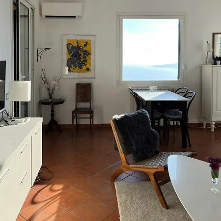 With 180-degree Views Of The Sea * Ospedaletti